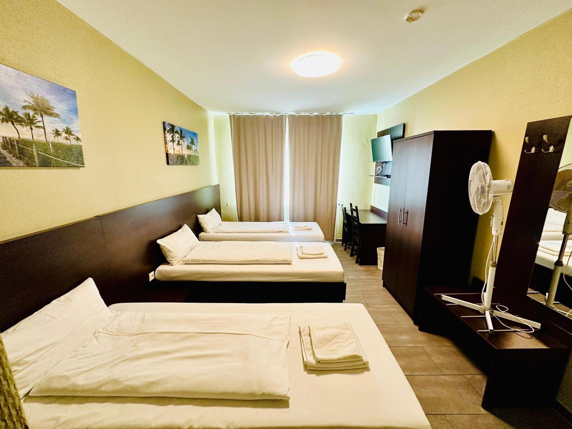 Hotel City Star Francfort-sur-le-Main Extérieur photo