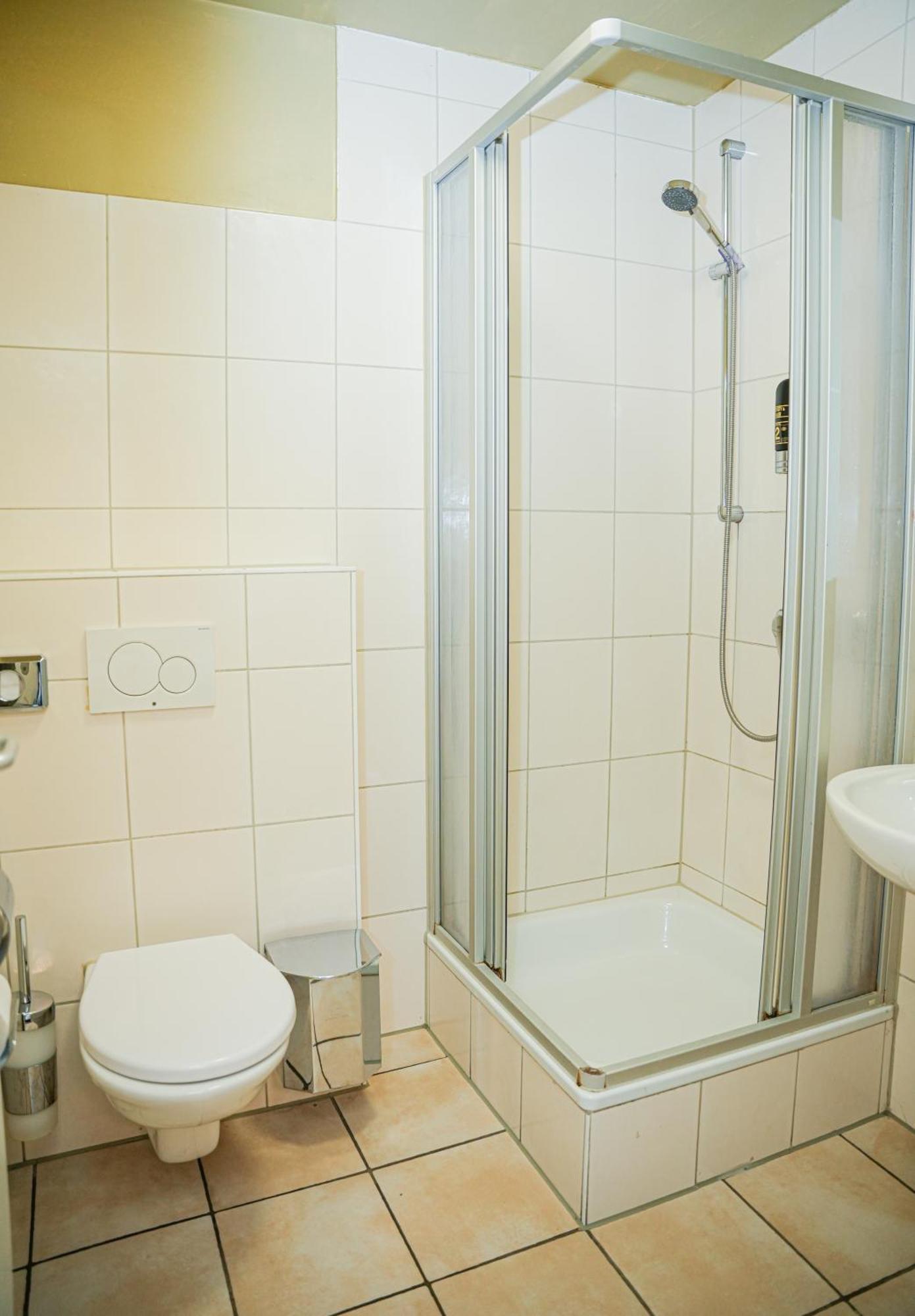 Hotel City Star Francfort-sur-le-Main Extérieur photo