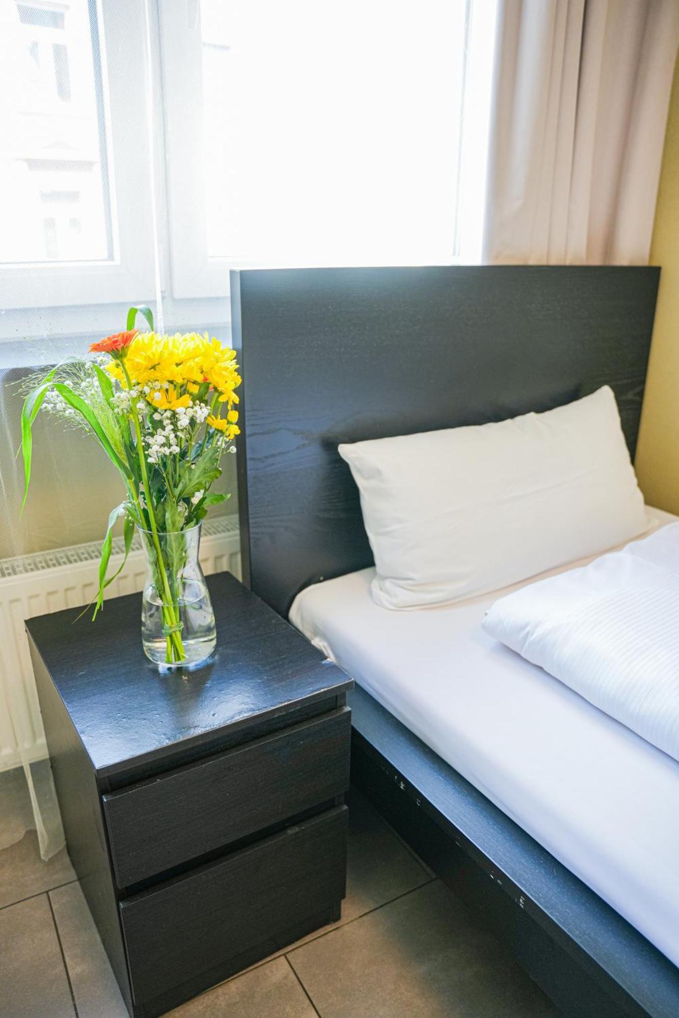 Hotel City Star Francfort-sur-le-Main Extérieur photo